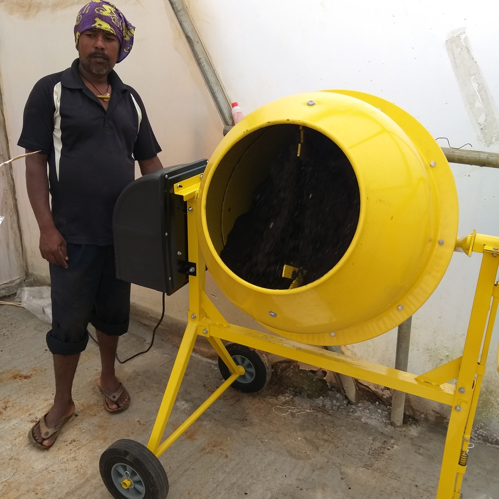 Soil medium mixer technology
